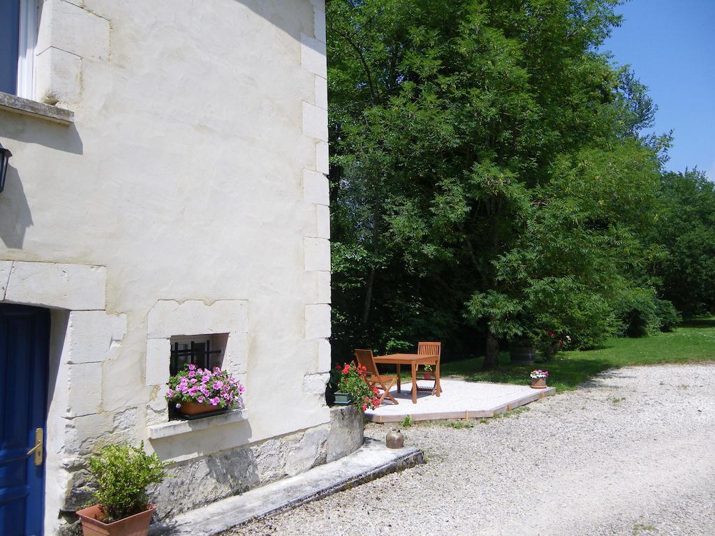 La Petite Varenne Turny Exterior foto