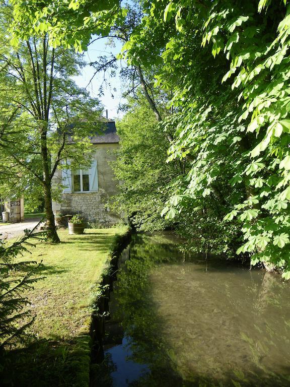 La Petite Varenne Turny Exterior foto